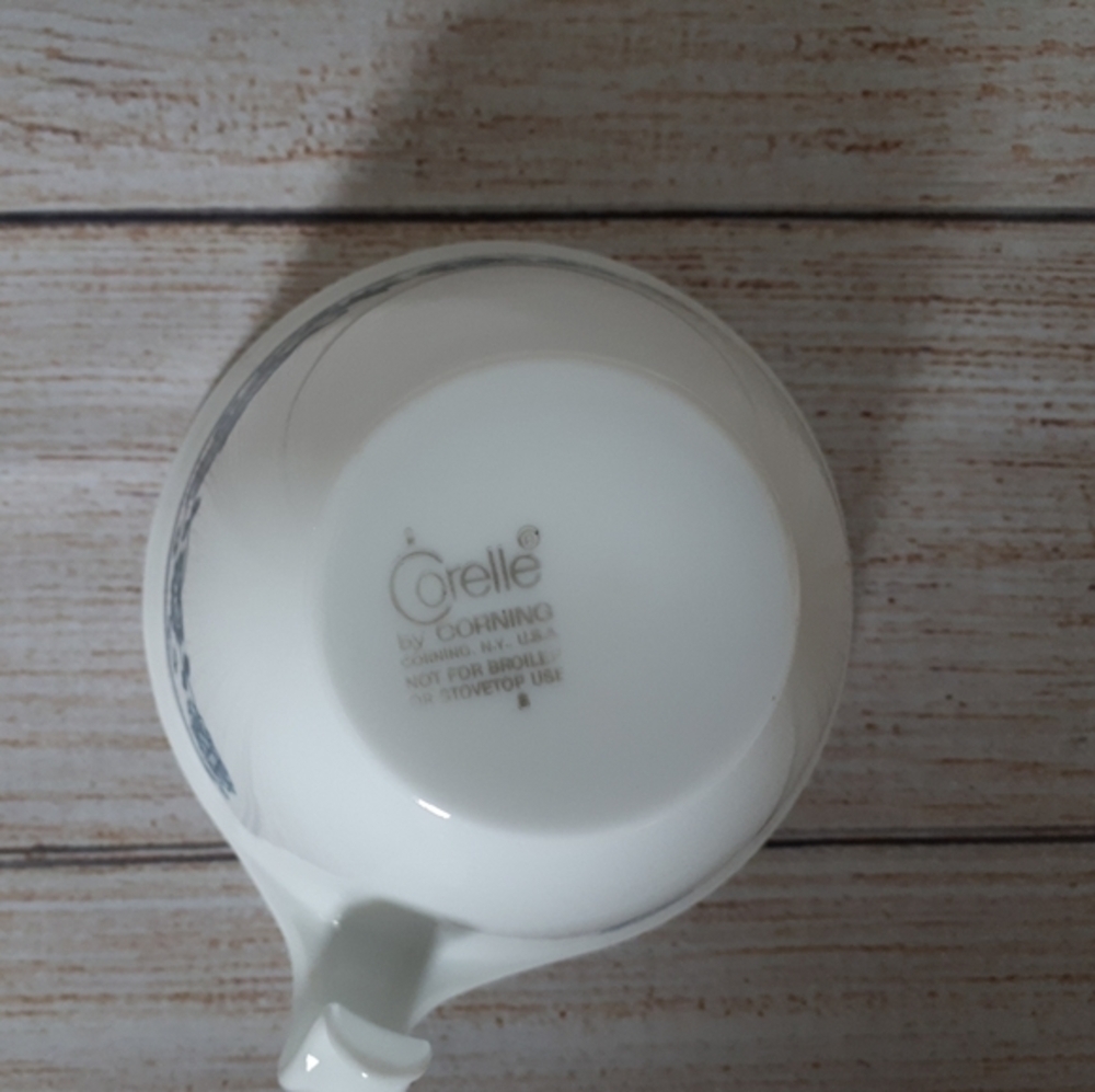 2 for $25 Corelle Old Town Blue Cups - Picture 3 of 3